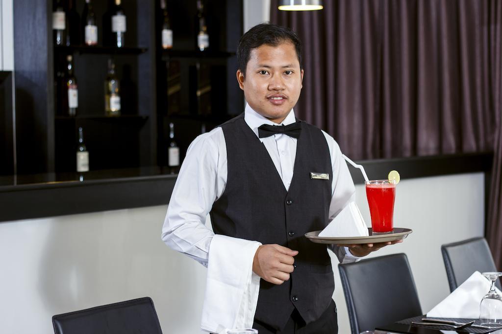 Hotel Esta Yangon Ngoại thất bức ảnh
