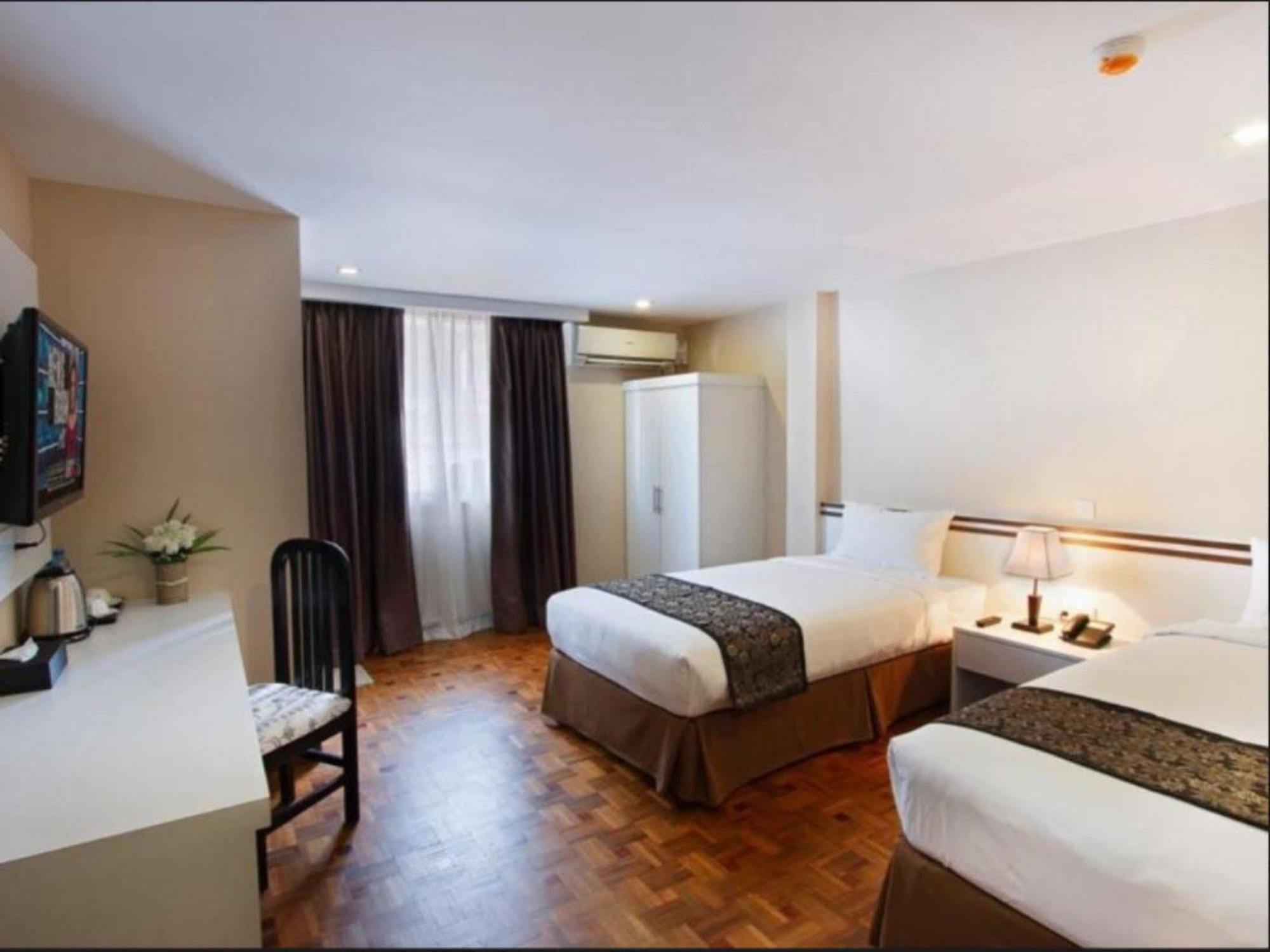 Hotel Esta Yangon Ngoại thất bức ảnh